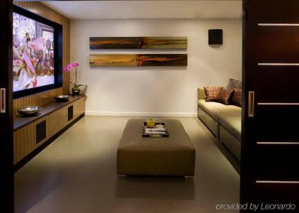 Sunset Marquis - 45