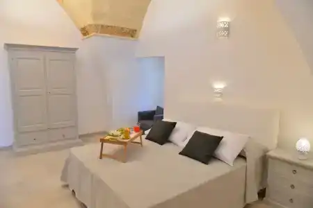 Tobacco Suite - 73