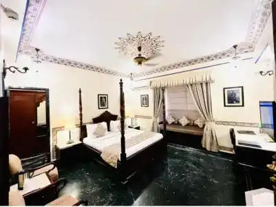 Umaid Mahal - A Heritage Style Boutique - 21