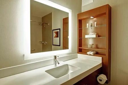 Hilton/Meadowvale - 120