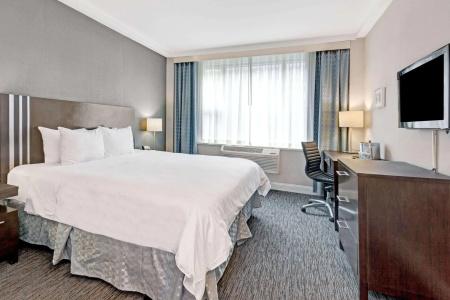 Wyndham Garden Long Island City - 30