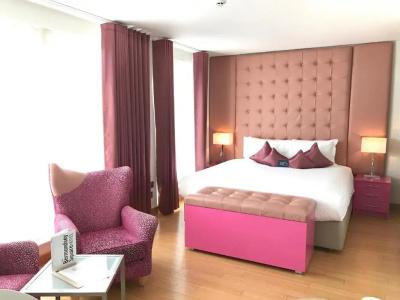 Bermondsey Square - A Bespoke - 52