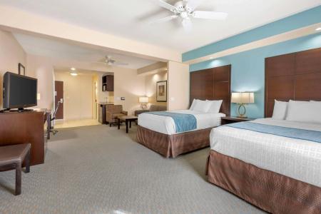 Best Western Plus Suites - 4