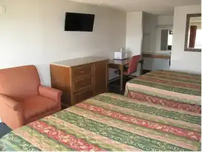 Anaheim National Inn - 13