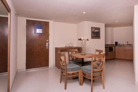 Hampton by Hilton Guadalajara Expo - 24