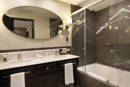Miramar by Windsor - 9