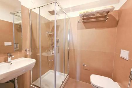 7th Floor Suite - 103