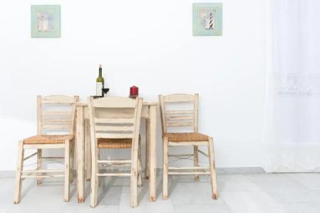 Fragias Studios & - 182