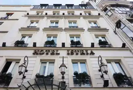 Hôtel Istria by Magna Arbor - 0