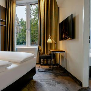 Motel One Wiesbaden - 24