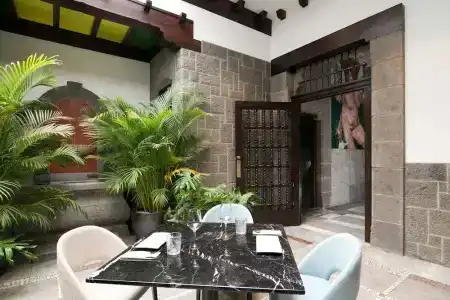 Suites 1478 - 16