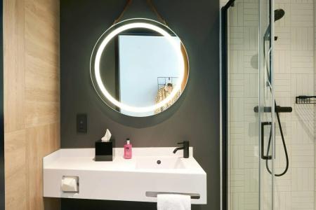 Moxy Amsterdam Schiphol Airport - 5
