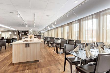 Best Western Plus Park Airport - 32