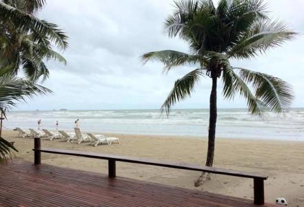 Apple Beachfront Resort - 15
