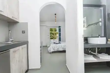 Zoumis Studios - 139