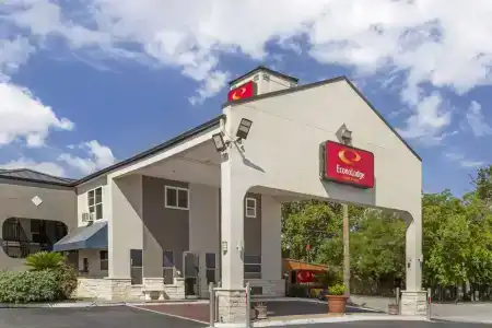 Travelodge By Wyndham San Antonio Lackland a f b - 45