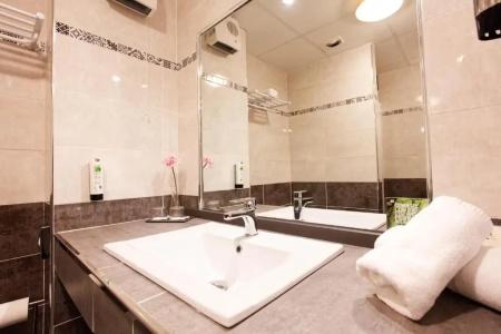Sure by Best Western Beziers Le Monestie - 93