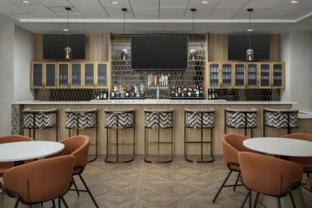 Doubletree by Hilton Hamilton Place - 32