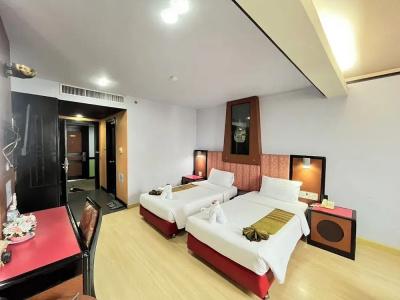 Bp Grand Tower - 32