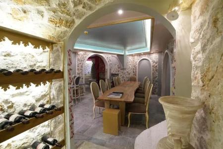 Acropolian Spirit Boutique - 16