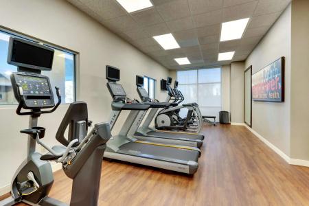 Drury Inn & Suites Orlando near Universal Orlando Resort - 14