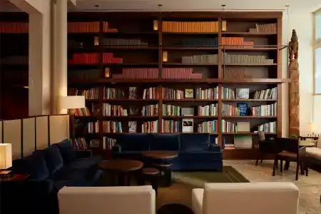 The Mercer - 20