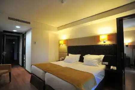 Axis Porto Business & Spa - 4