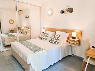 Hôtel Le Méditerranée - 70