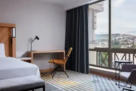 Courtyard by Marriott Tbilisi - 47