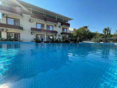 Rose Pension - 15