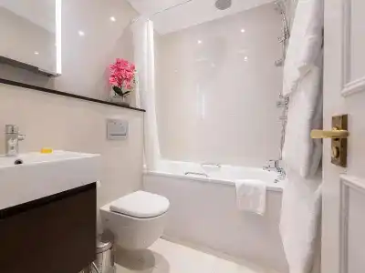 Manson Place - 260