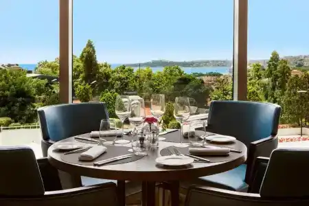 Conrad Istanbul Bosphorus - 17