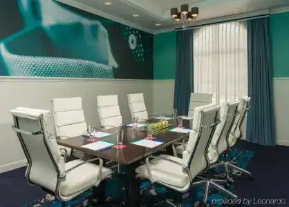 Indigo Houston at the Galleria, an IHG Hotel - 4