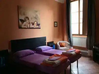 Emerald Palace Hostel - 3