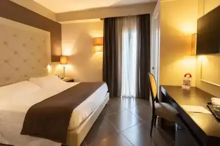 Best Western Plus Perla Del Porto - 76