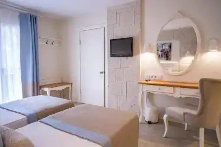 Mark Warner Phokaia Beach Resort - 2