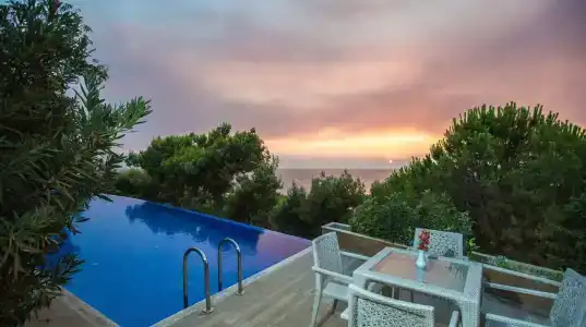 Pine Bay Holiday Resort - 19