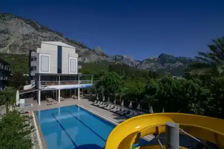 Grand Derin (ex Sunmerry) - 14