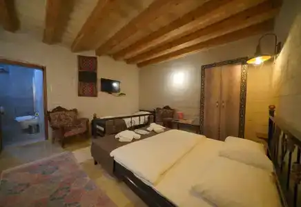 View Cave - 30