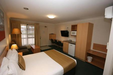 Best Western Tuscany on Tor Motor Inn - 74