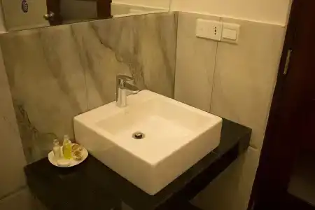 The Suite 262 - 7