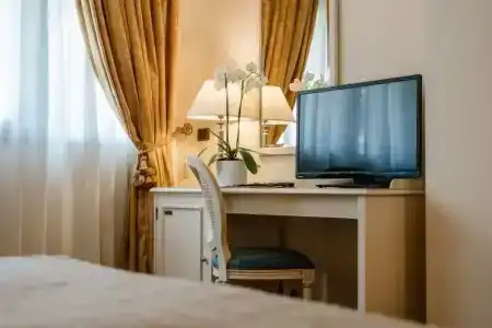 Savoy Palace - 74