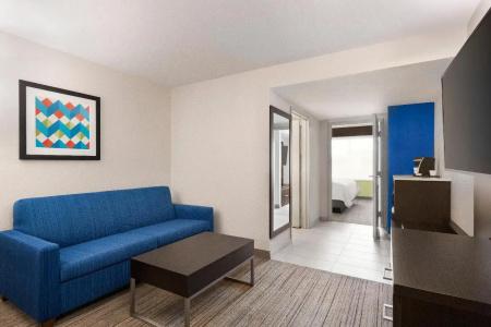 Holiday Inn Express & Suites Sarasota East, An Ihg - 19