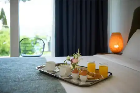 The Royal Grand - 13