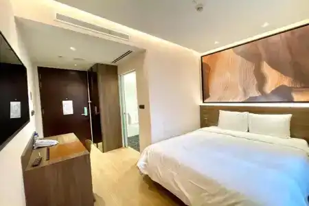 Lion Peak Raffles - Staycation Approved - 3