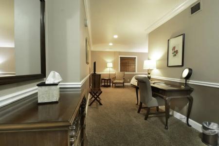 The Remington Suite and Spa - 55