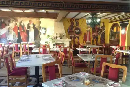 Roman Boutique - 5