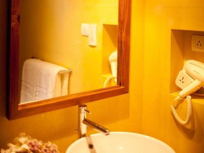 Pandanus Beach Resort & Spa - 46