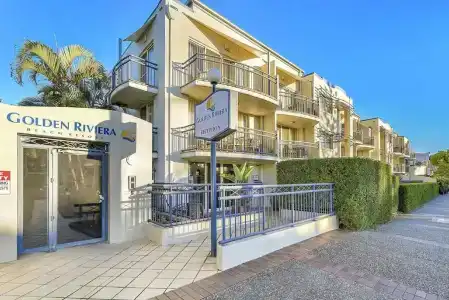 Golden Riviera Absolute Beachfront - 32