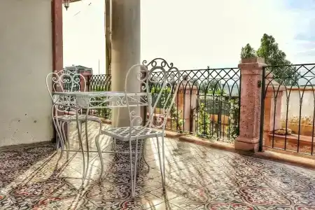 Stone Hill - 32